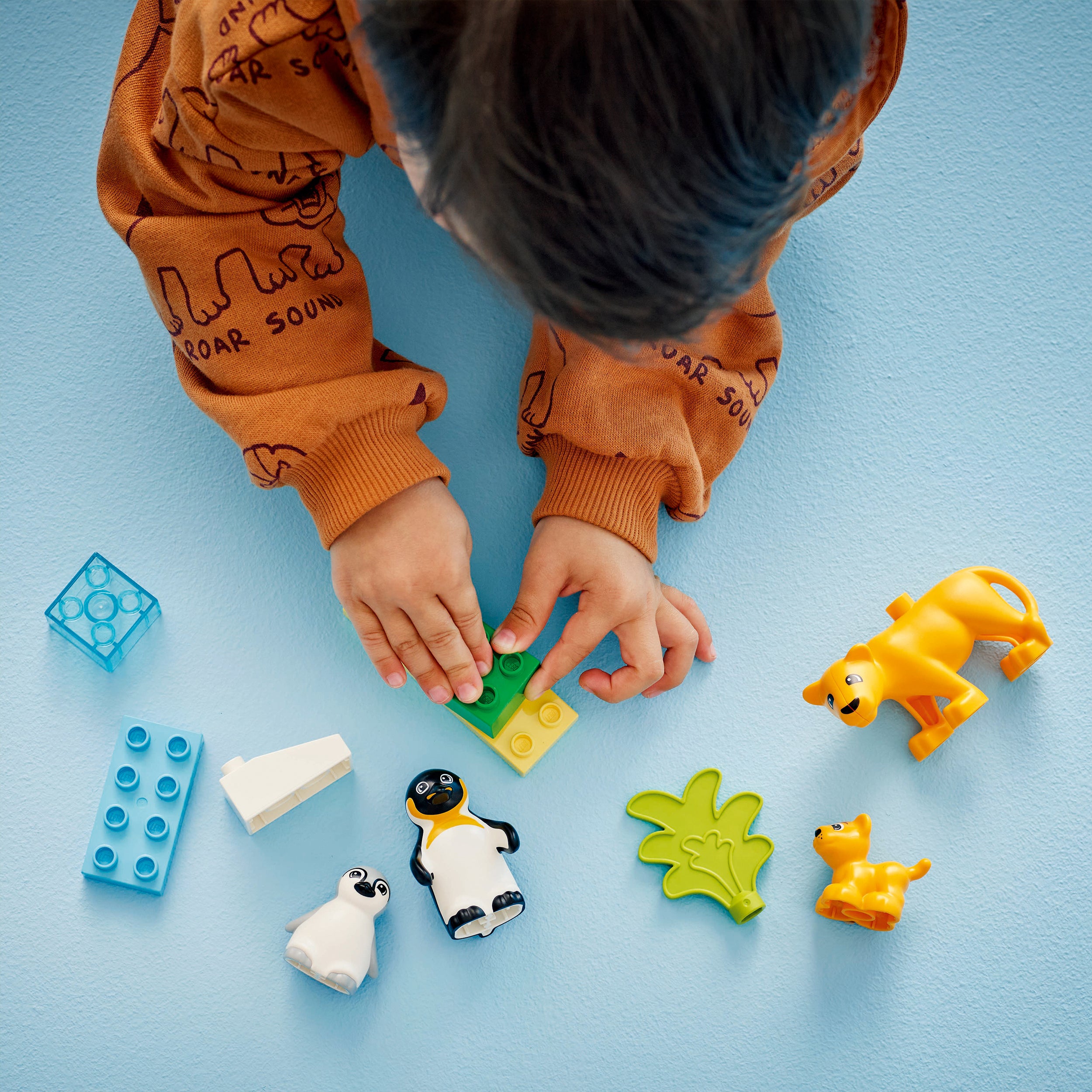 LEGO® 10442 Wild Animal Families: Penguins & Lions