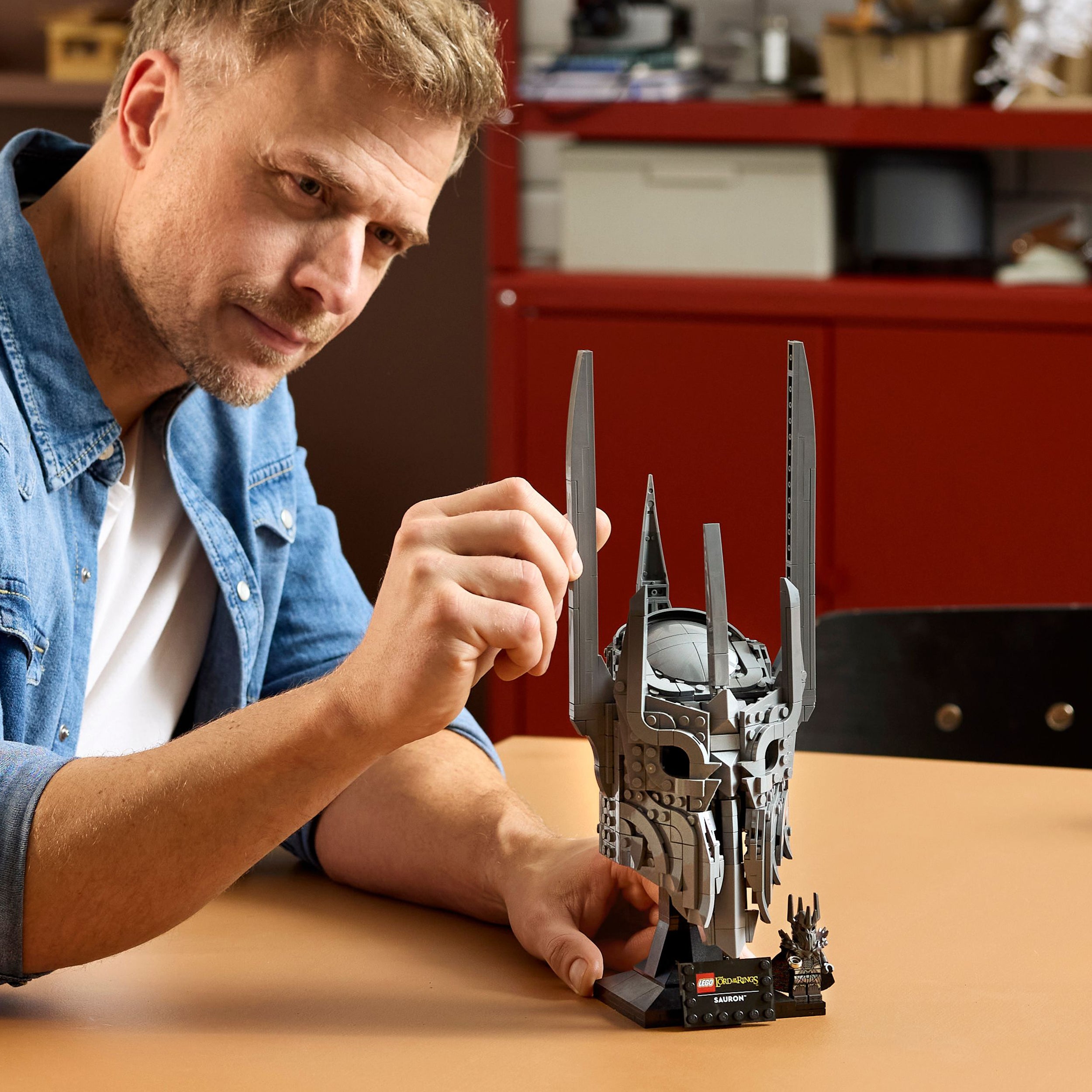 LEGO® 11373 The Lord of the Rings: Sauron's Helmet