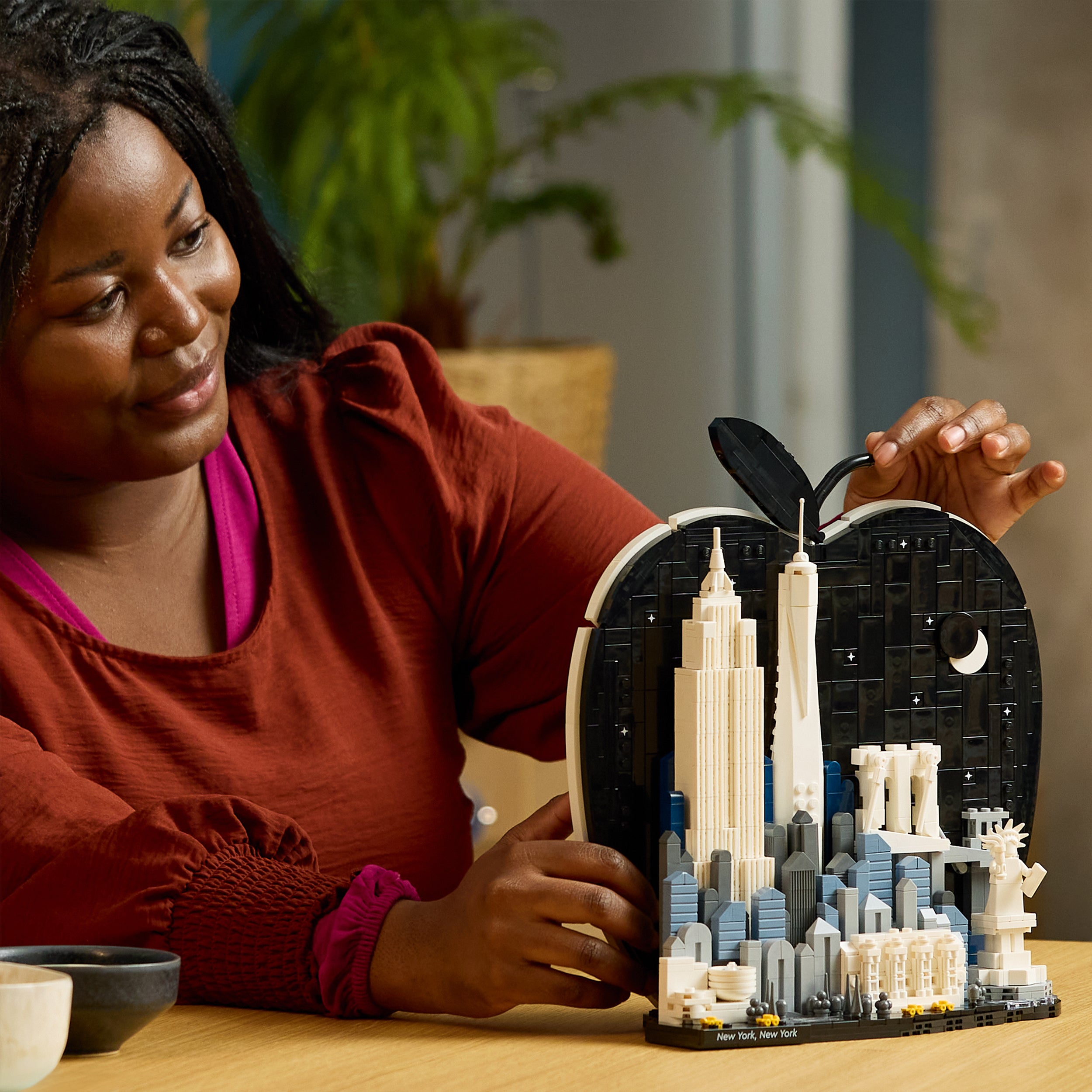 LEGO® 21066 New York City – The Big Apple