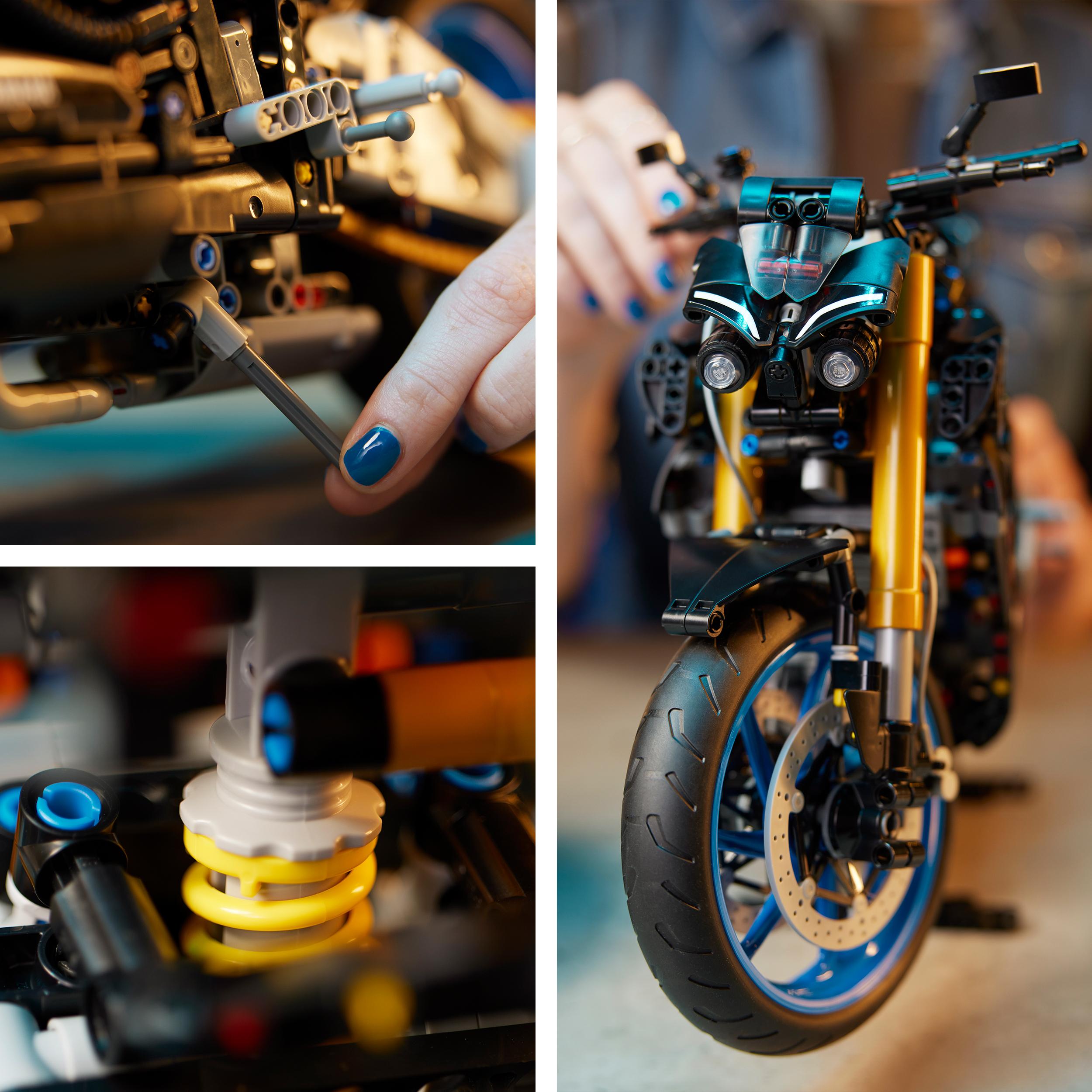 LEGO® 42159 Yamaha MT-10 SP