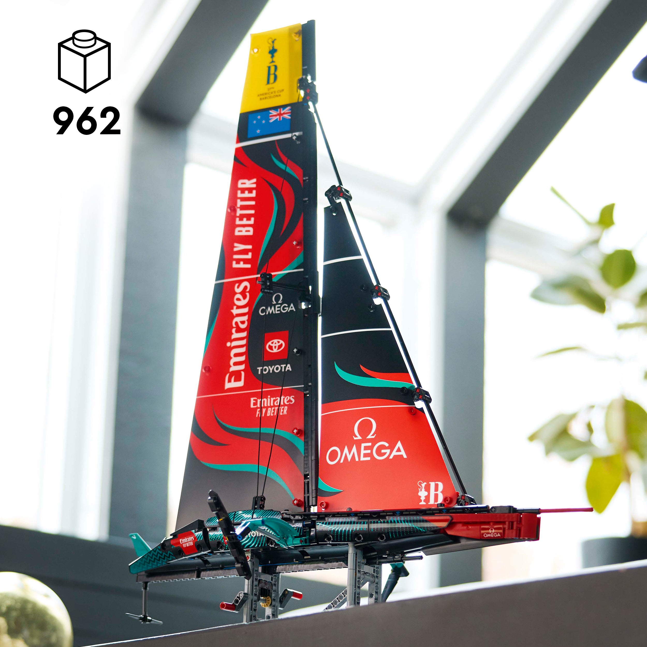 LEGO® 42174 Emirates Team New Zealand AC75 Yacht