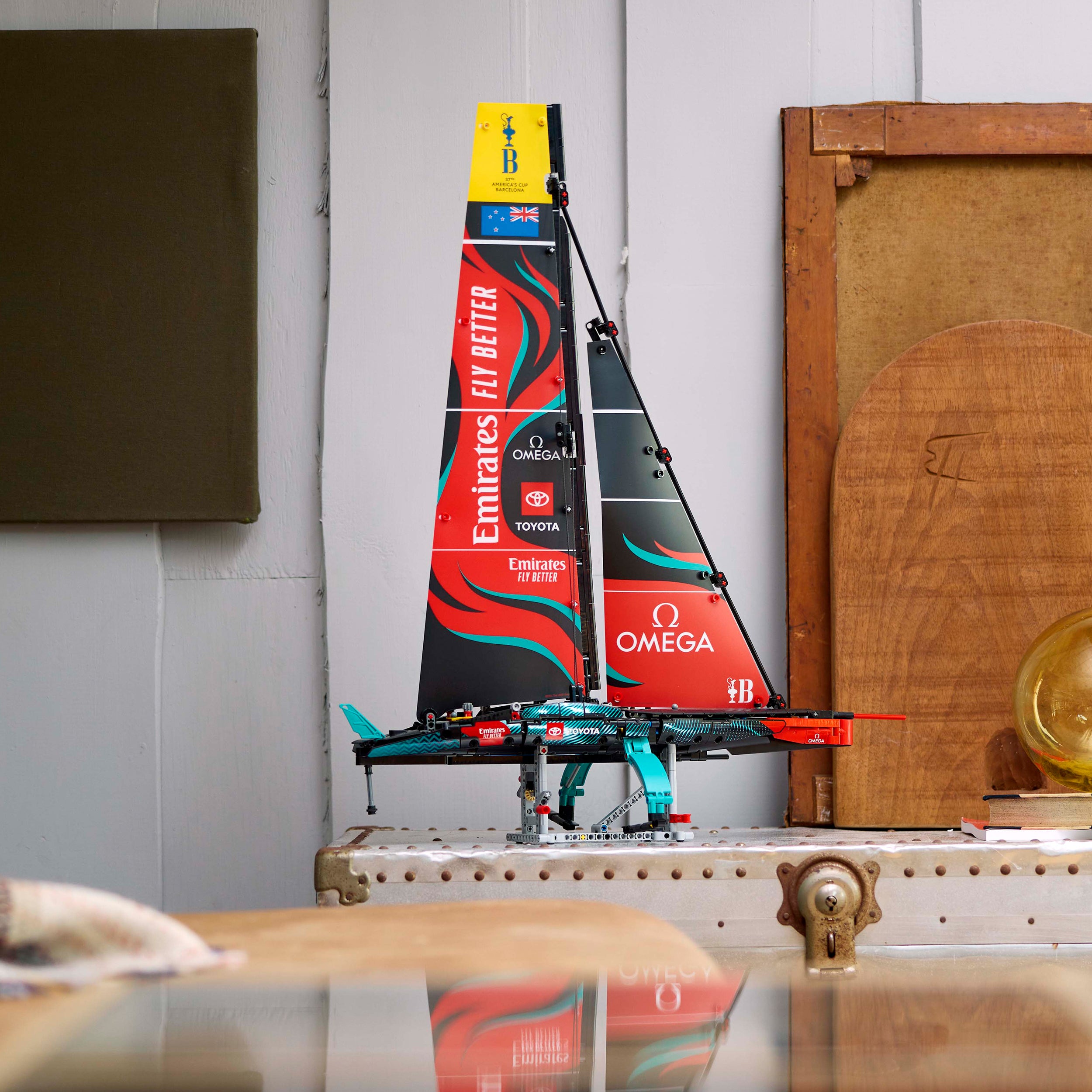 LEGO® 42174 Emirates Team New Zealand AC75 Yacht