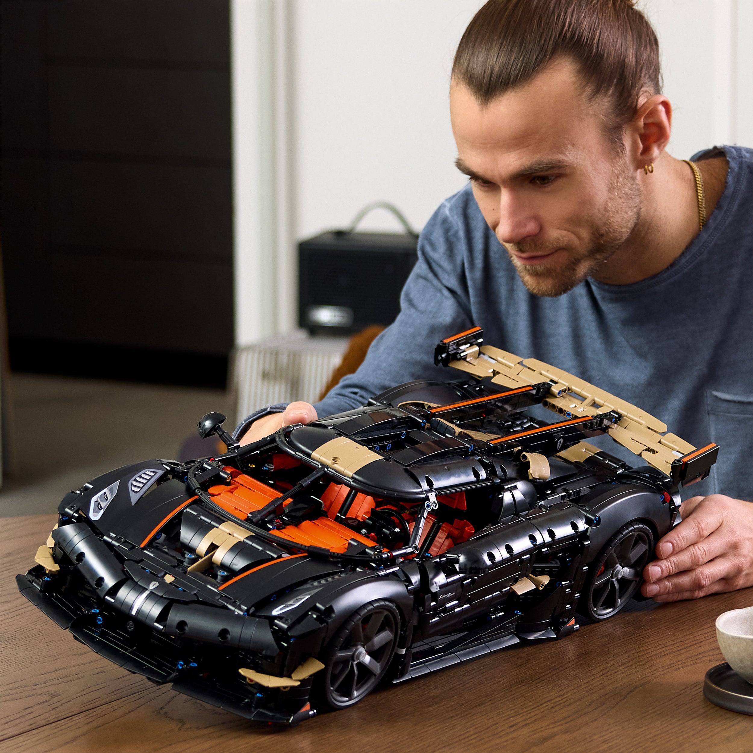 LEGO® 42232 Koenigsegg Sadair's Spear Megacar