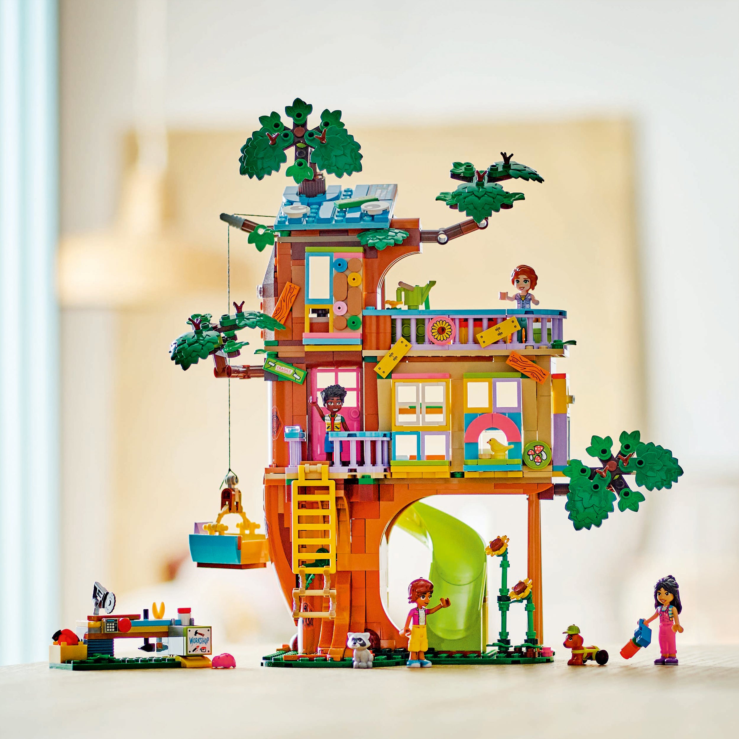 LEGO® 42652 Friendship Tree House Hangout