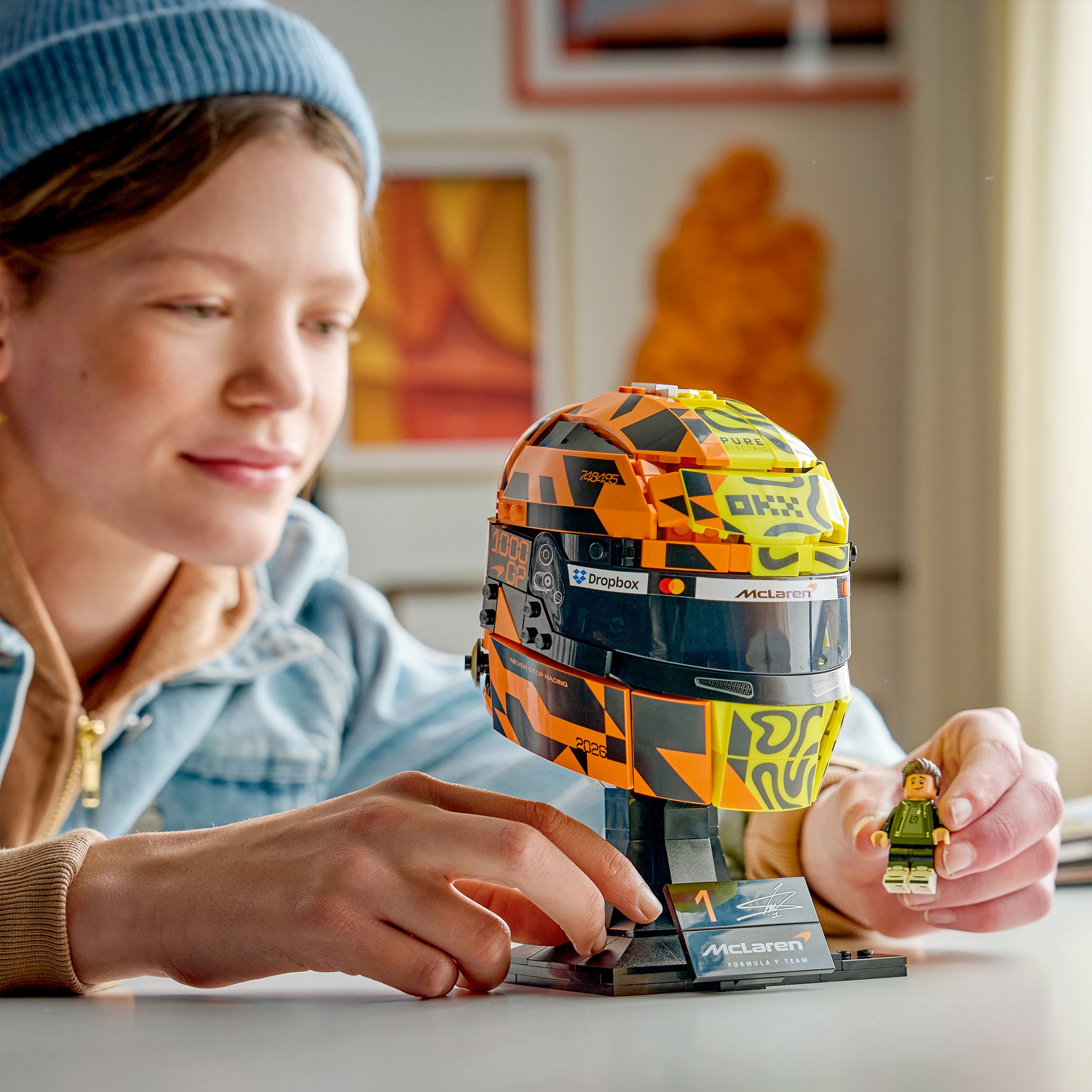LEGO® 43023 McLaren Mastercard F1® Team Lando Norris Helmet