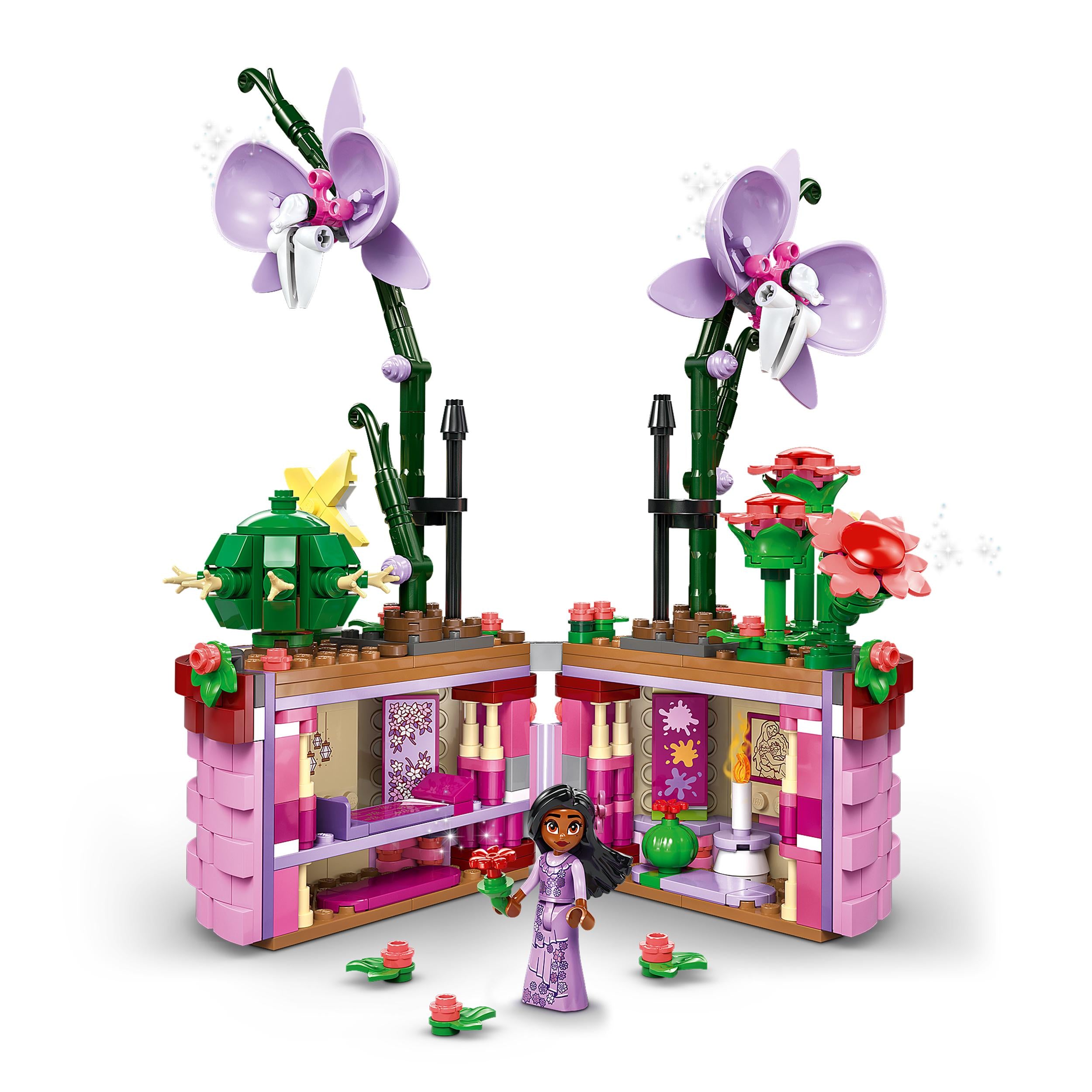 LEGO® 43237 Isabela's Flowerpot