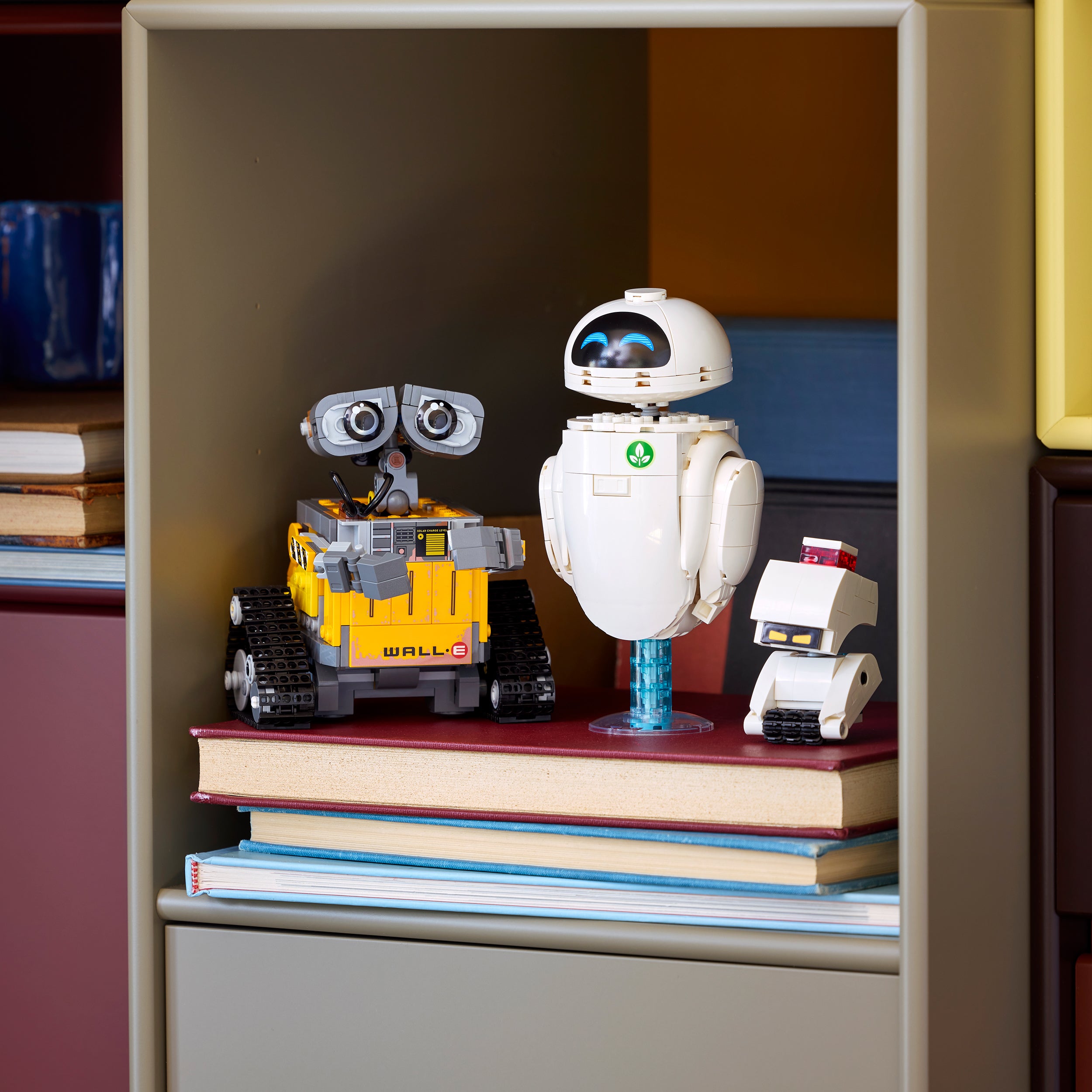 LEGO® 43279 WALL-E and EVE