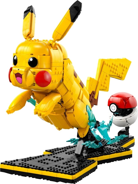 Pikachu and Poké Ball {Poke} (72152)