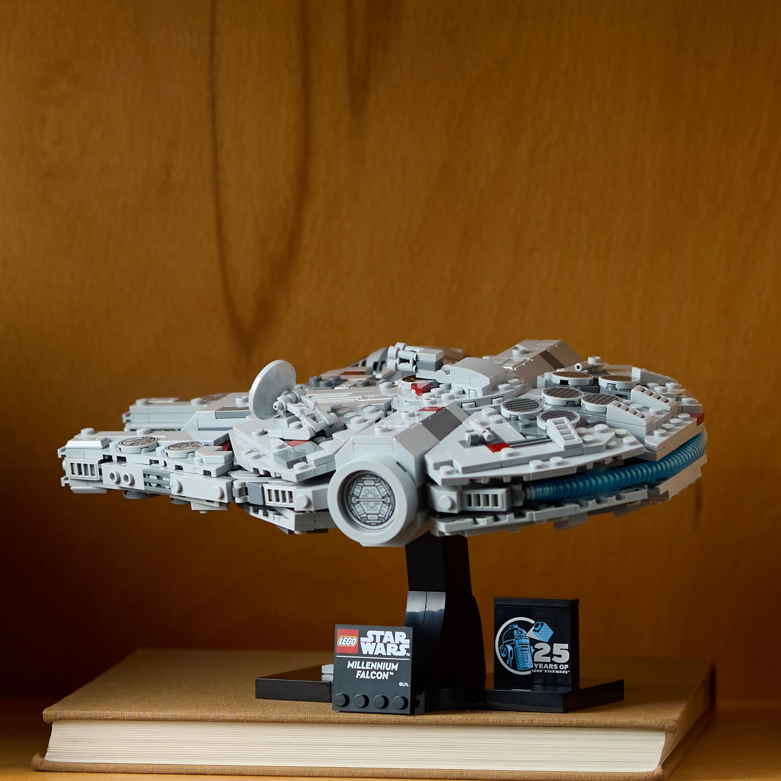 LEGO® 75375 Millennium Falcon™