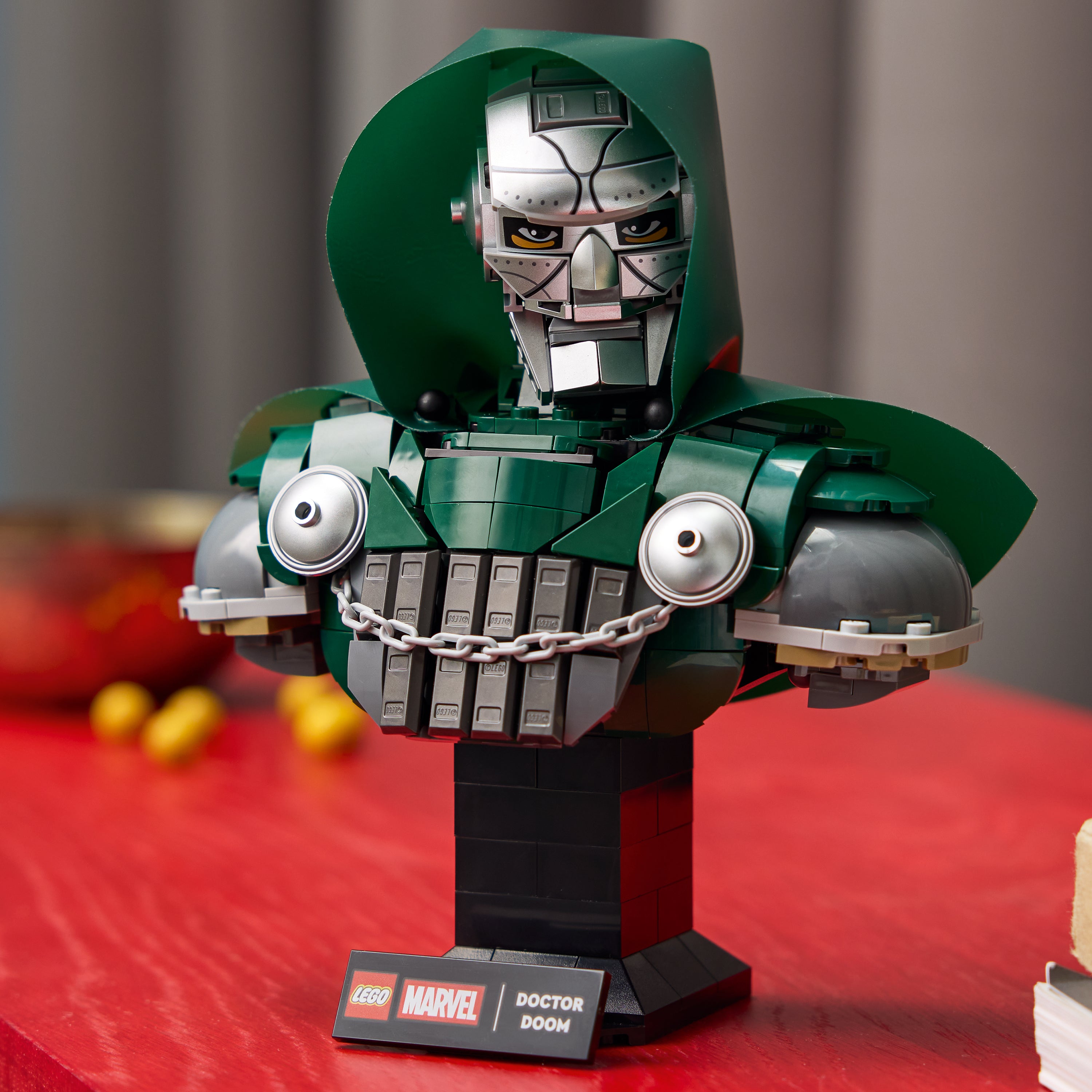 LEGO® 76345 Doctor Doom Bust