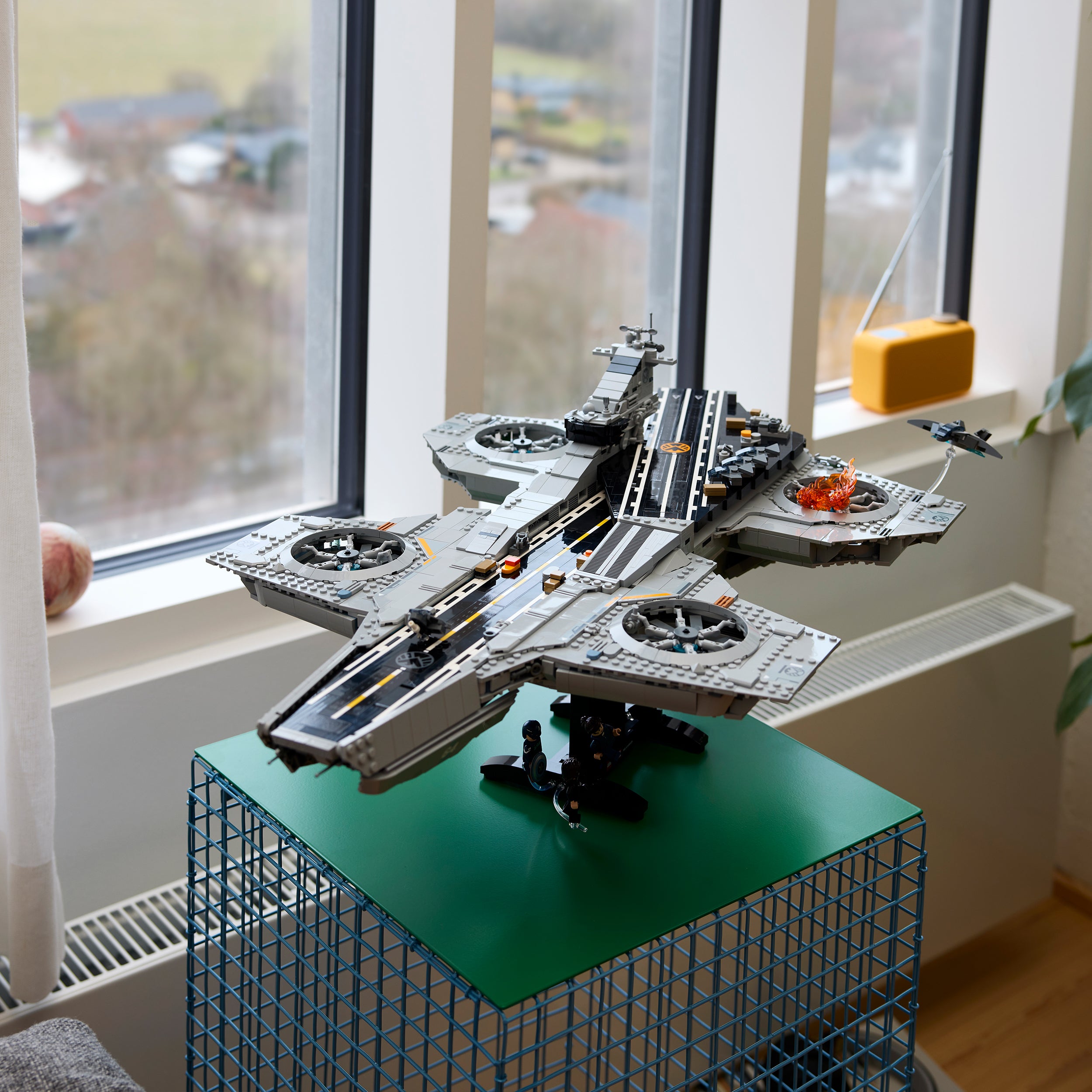 LEGO® 76354 S.H.I.E.L.D. Helicarrier