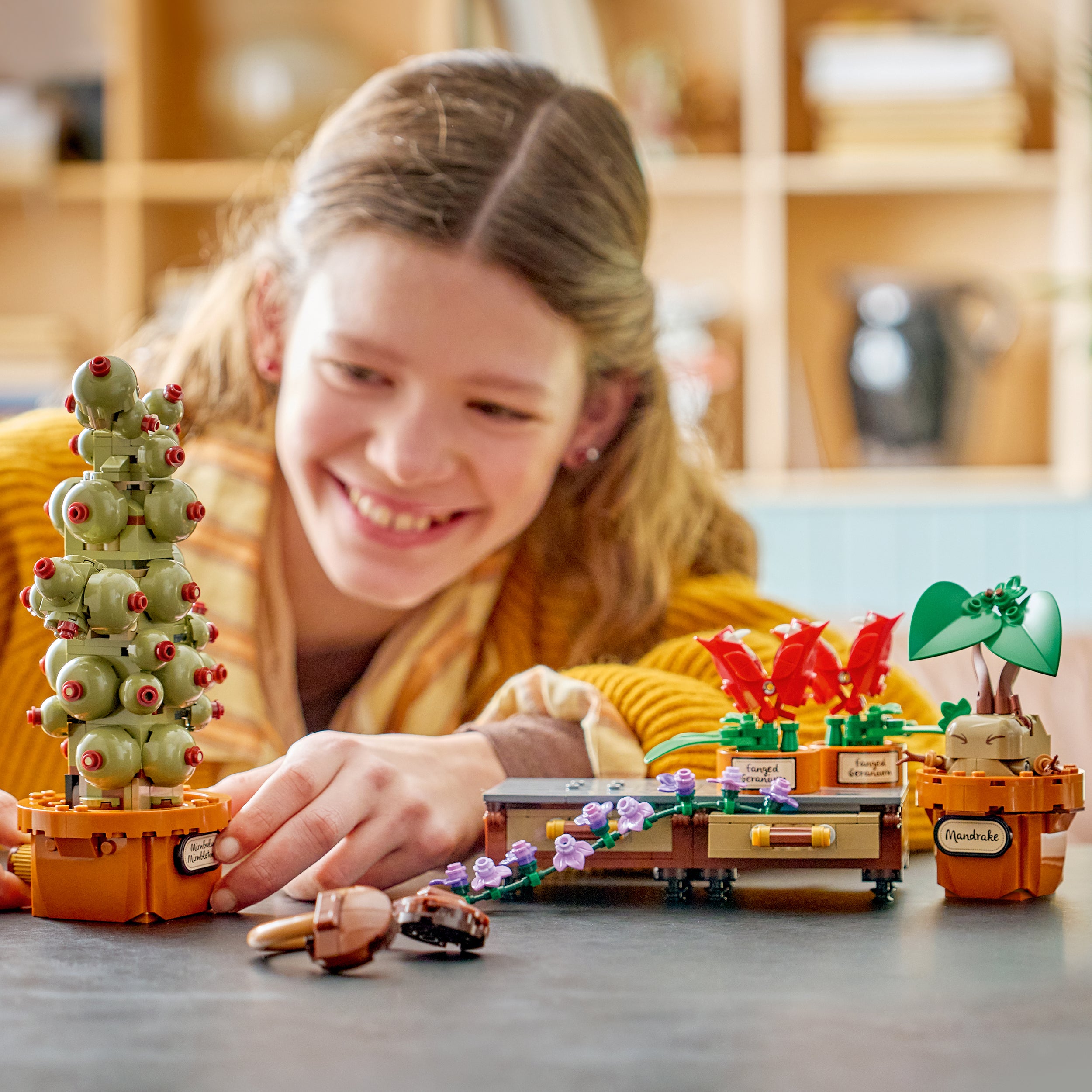 LEGO® 76474 Hogwarts™ Herbology Plants